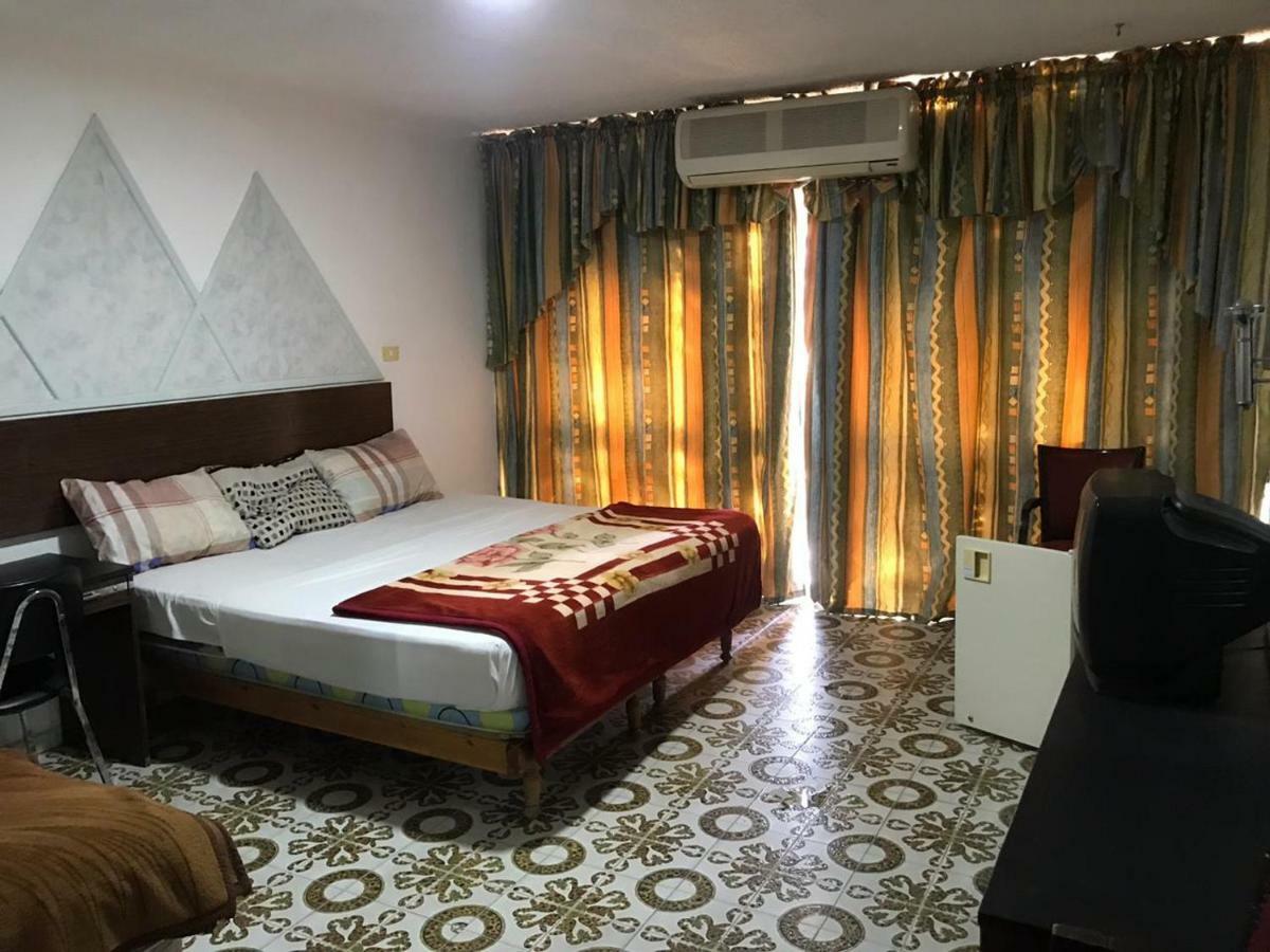 Aqaba Qazar Hotel Buitenkant foto